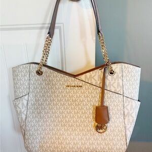 MK Jet Set Large Signature Logo Shoulder Bag